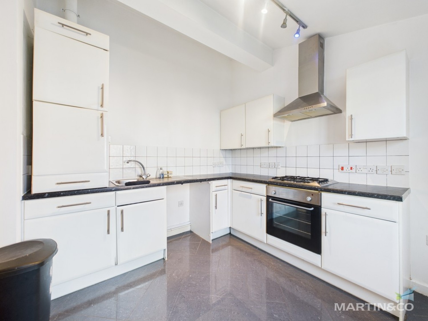 2 bedroom Flat in Old Chester Road , Birkenhead