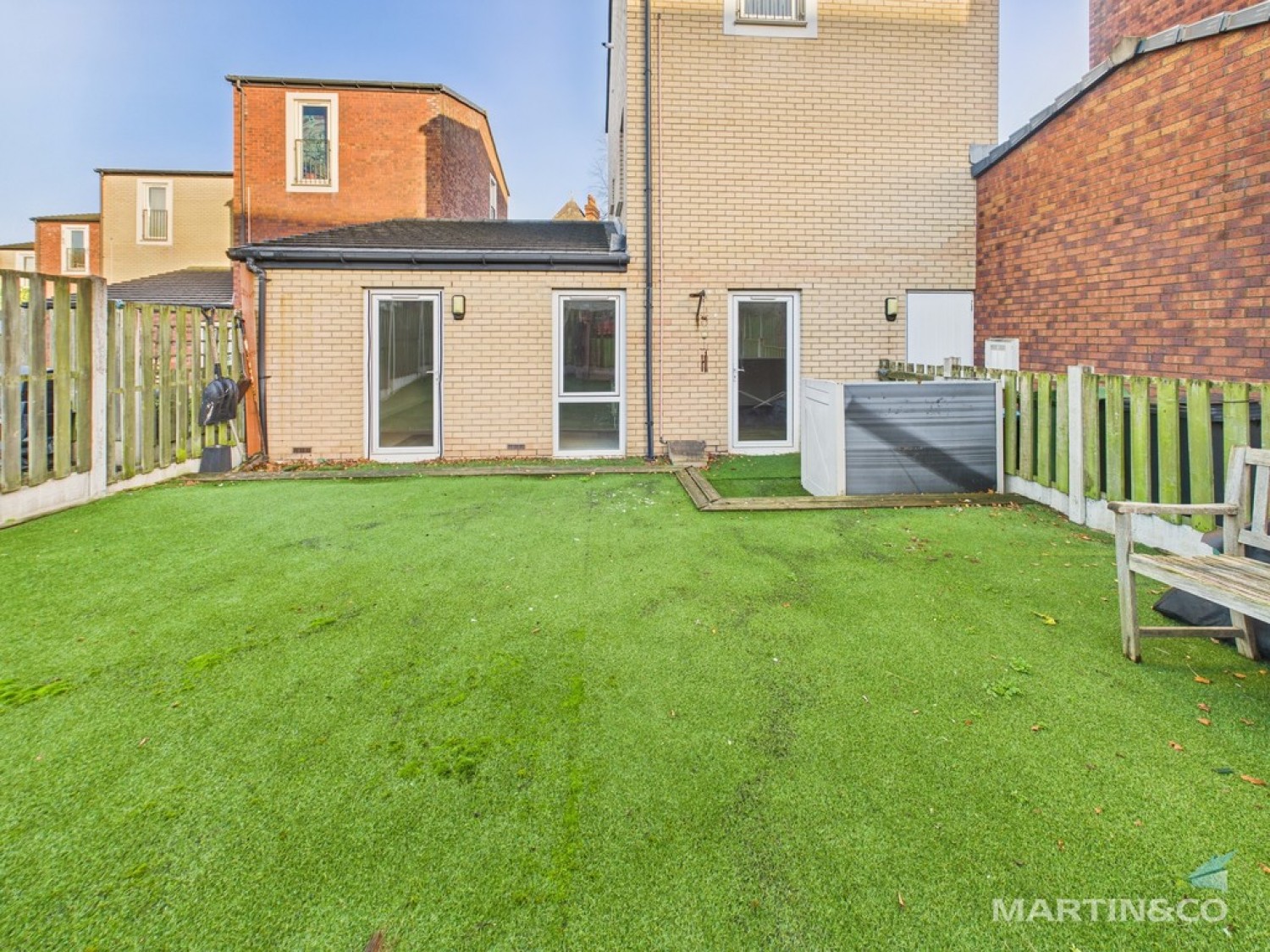 2 bedroom Flat in Old Chester Road , Birkenhead