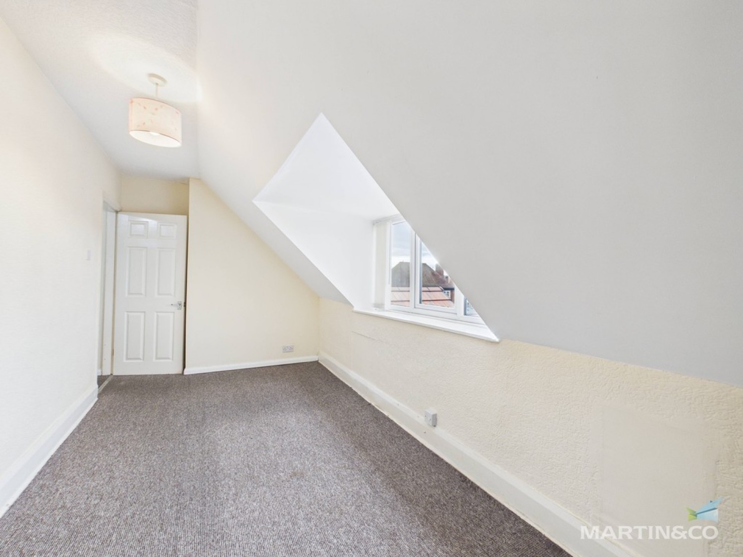 3 bedroom Flat for Sale Hoylake Road, Moreton