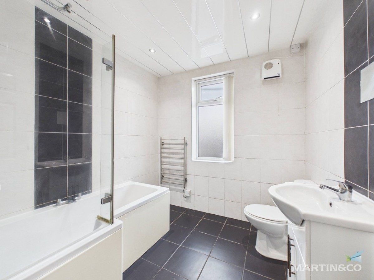 Hoylake Road, Moreton