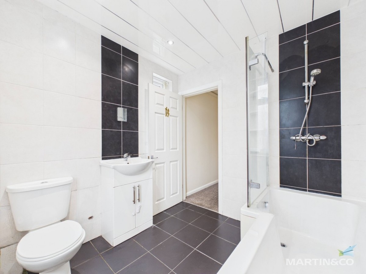 Hoylake Road, Moreton