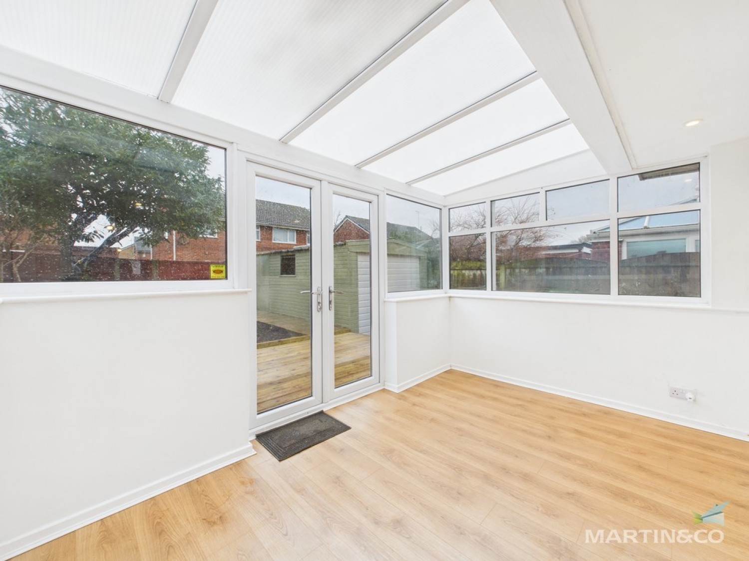 17 Alnwick Drive, Moreton