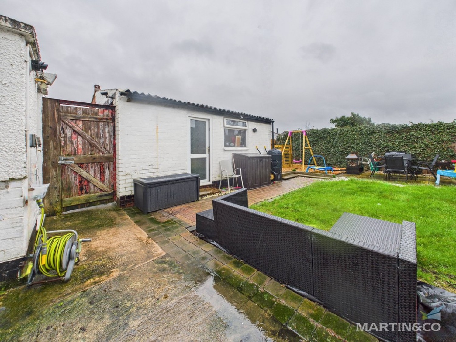 3 bedroom House in Kensington Gardens, Moreton, Wirral