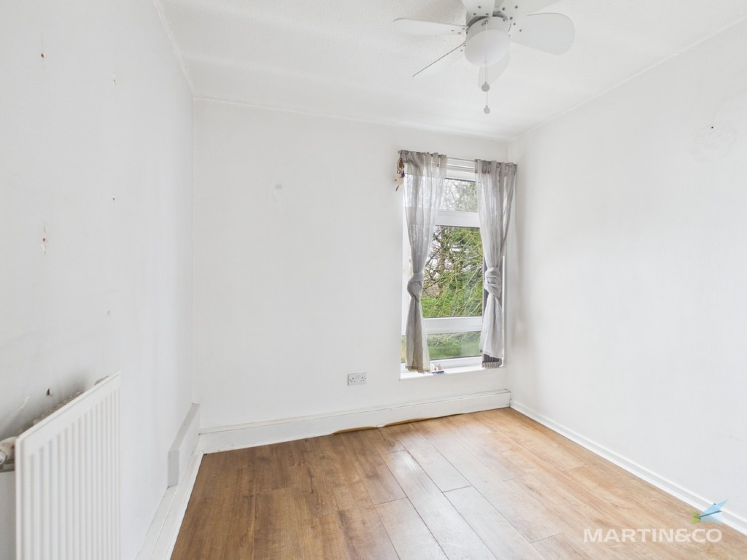 2 bedroom Flat for Sale Oxton, Prenton, Merseyside