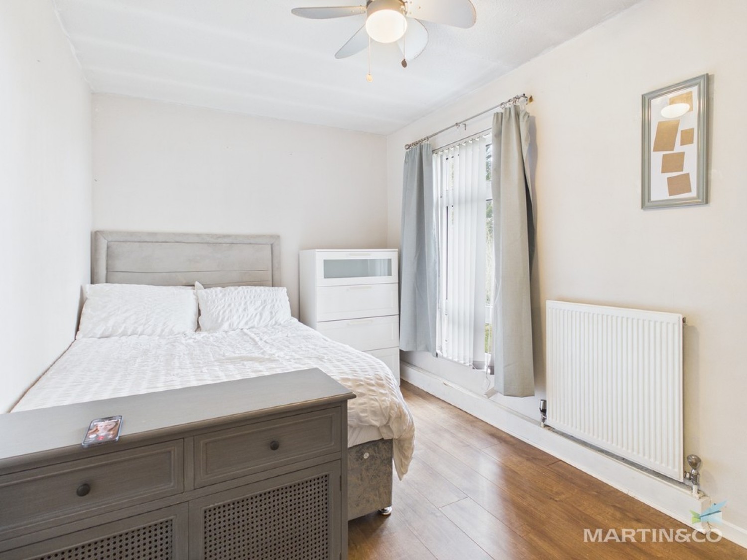 2 bedroom Flat for Sale Oxton, Prenton, Merseyside