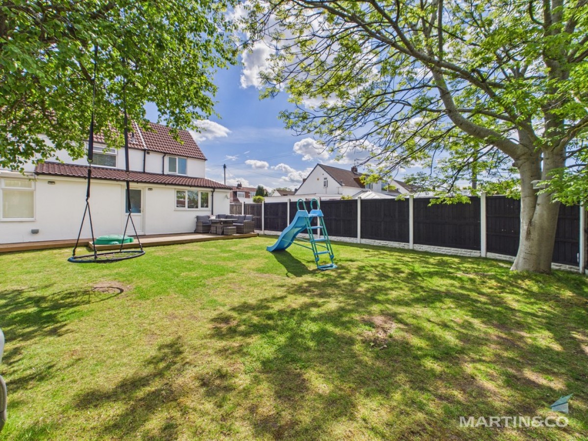 Arborn Drive, Upton