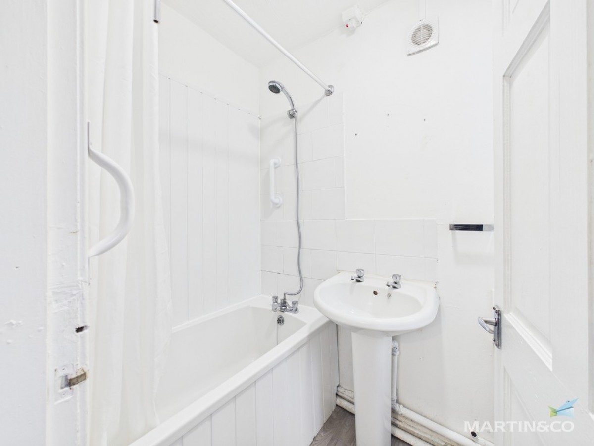 Woodville Rd, Birkenhead