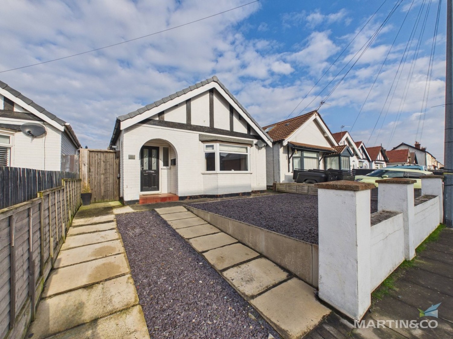2 bedroom Bungalow for Sale Douglas Drive, Moreton, Wirral