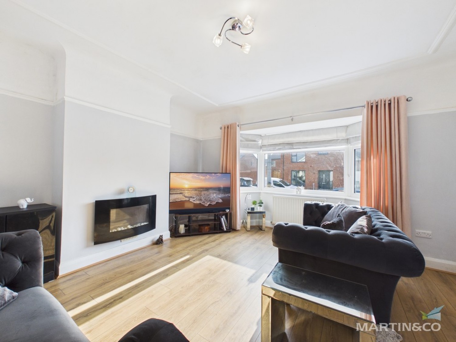 2 bedroom Bungalow for Sale Douglas Drive, Moreton, Wirral