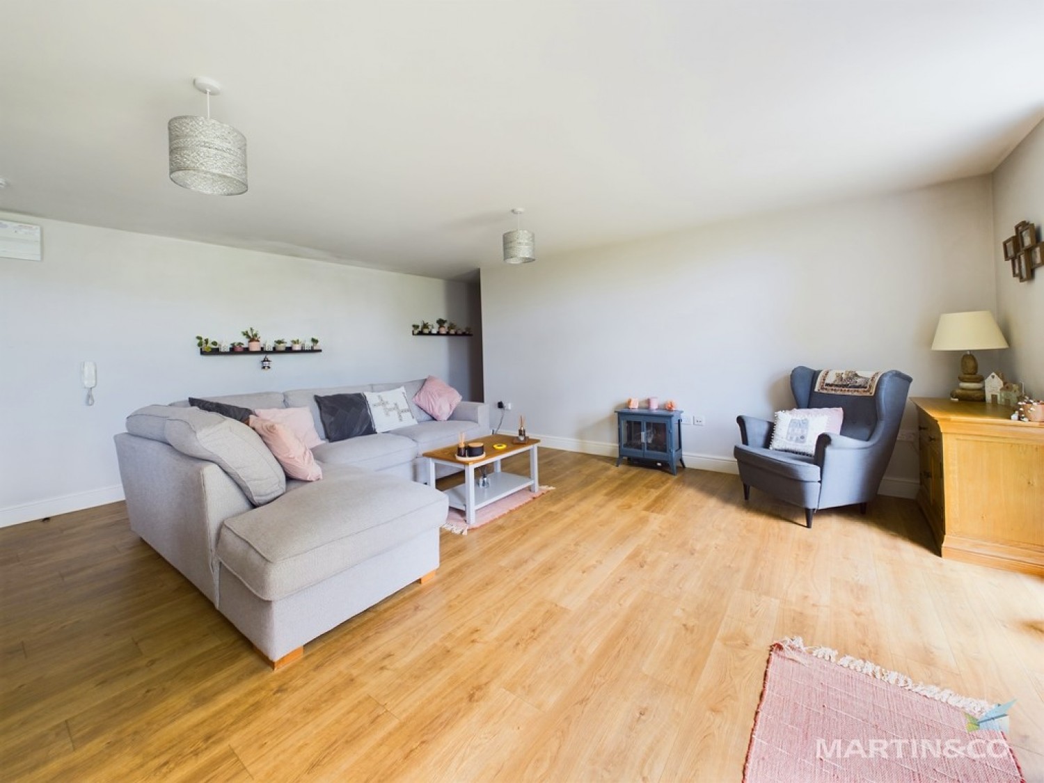 2 bedroom Flat for Sale Apartment 2 Miller House, 2a Church Road