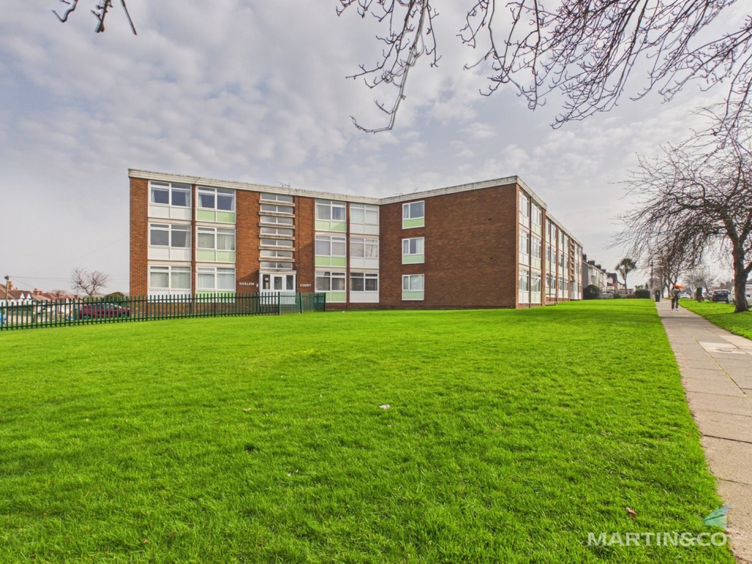 3 bedroom Flat for Sale Shalem Court, Higher Bebington
