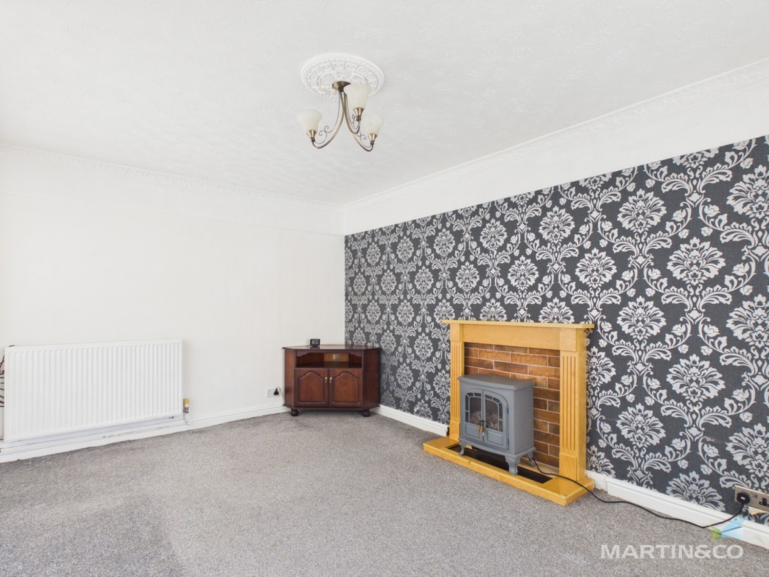 3 bedroom House for Sale Leeswood Road, Woodchurch