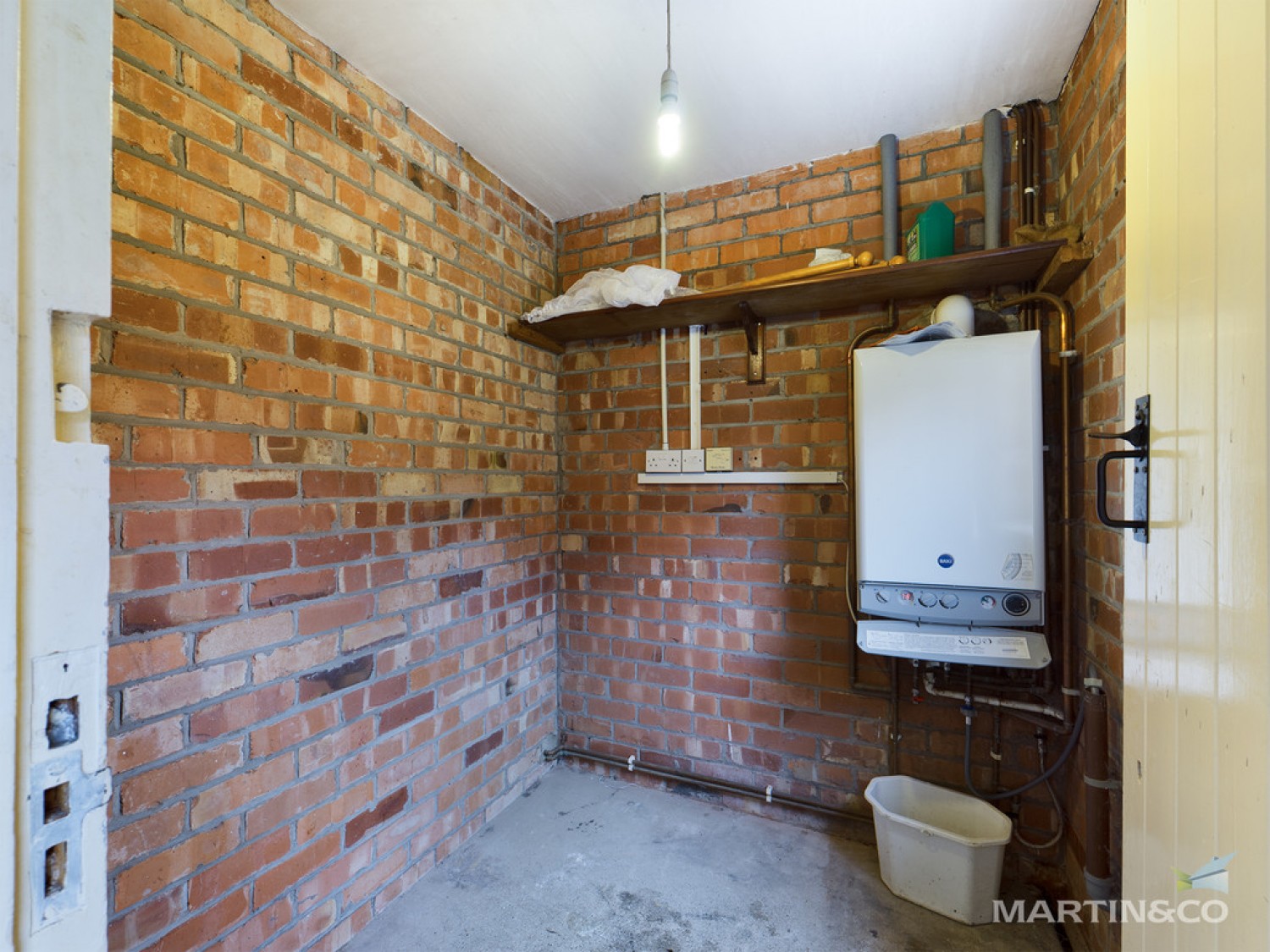 3 bedroom House for Sale Leeswood Road, Woodchurch