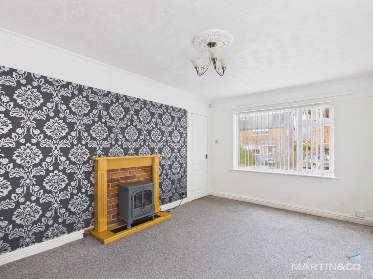 Leeswood Road, Woodchurch