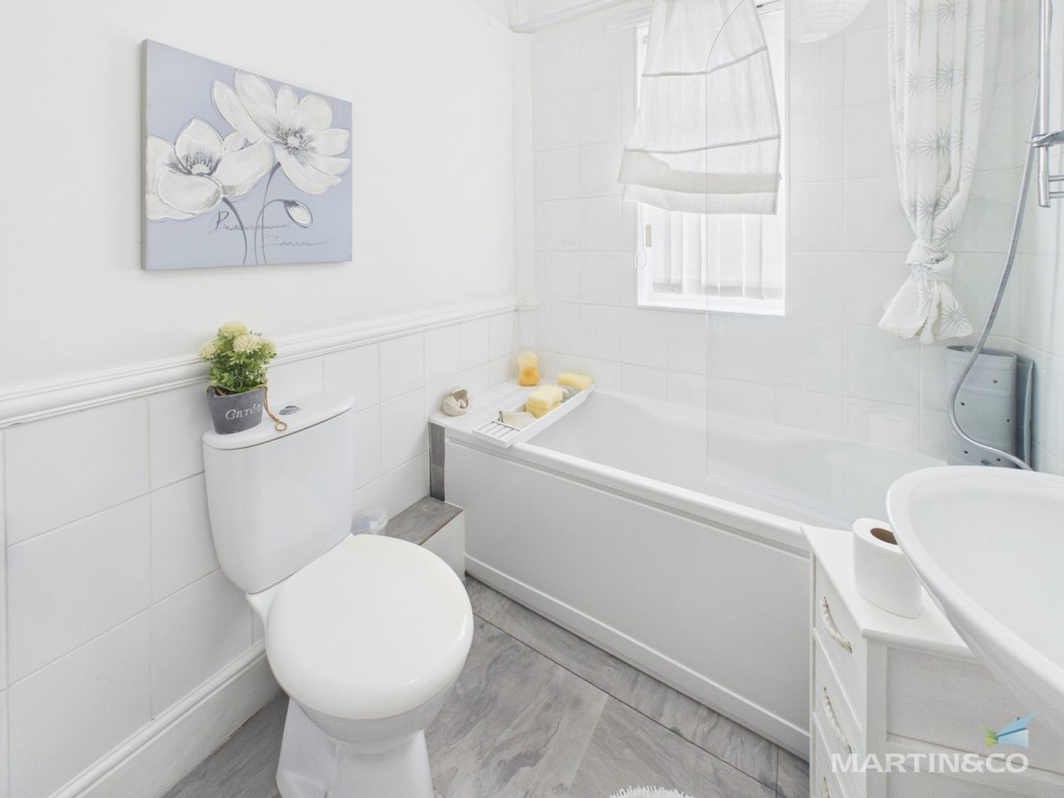 2 bedroom Bungalow for Sale St Michaels Grove, Moreton, Wirral