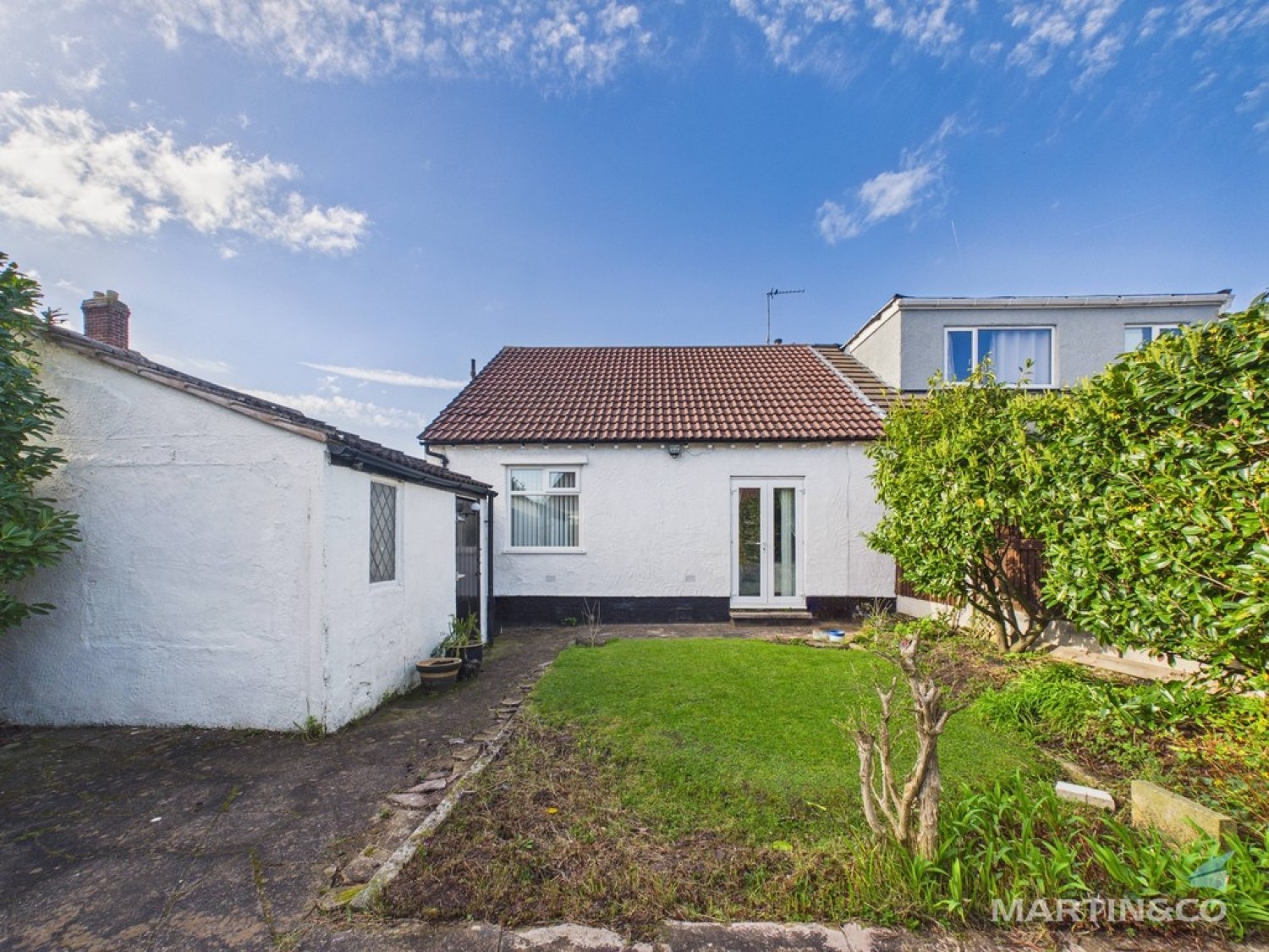 2 bedroom Bungalow for Sale St Michaels Grove, Moreton, Wirral