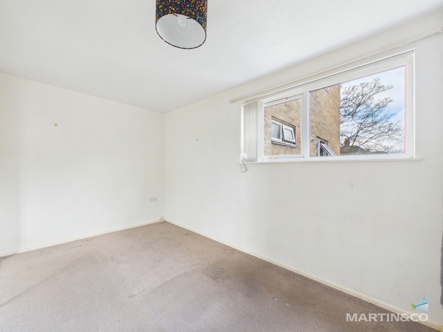 2 bedroom Flat for Sale Mount Way, Bebington