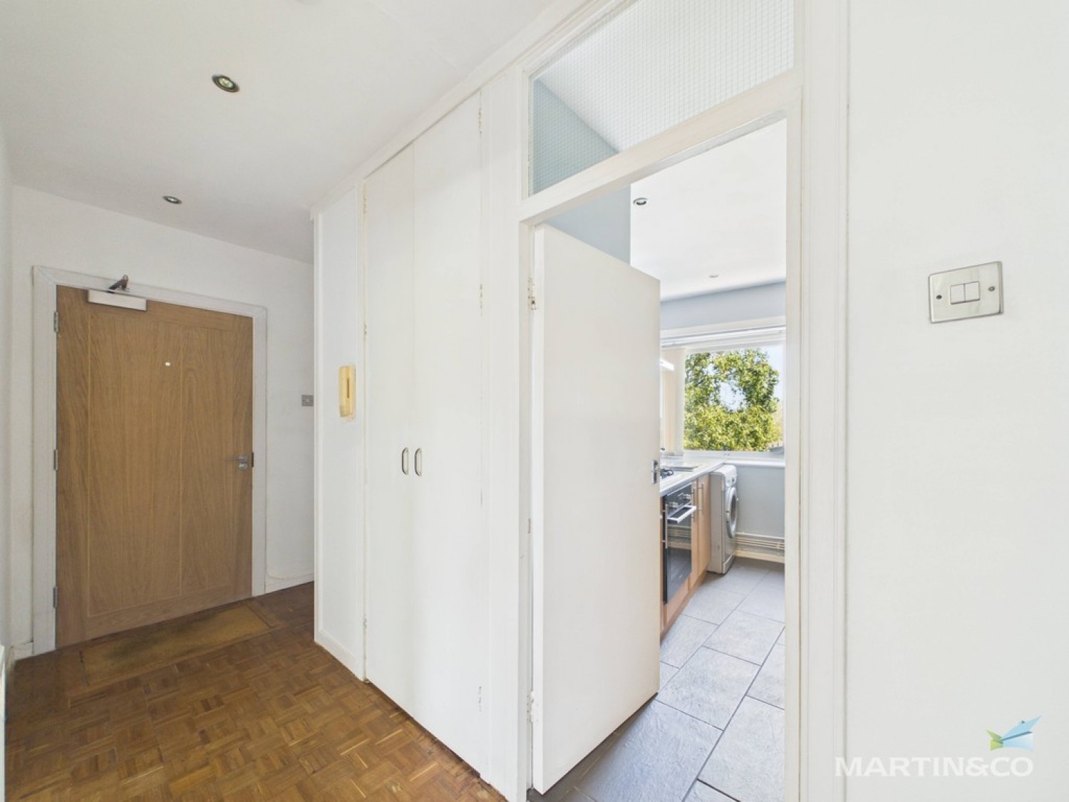 2 bedroom Flat for Letting Bidston Court , Prenton
