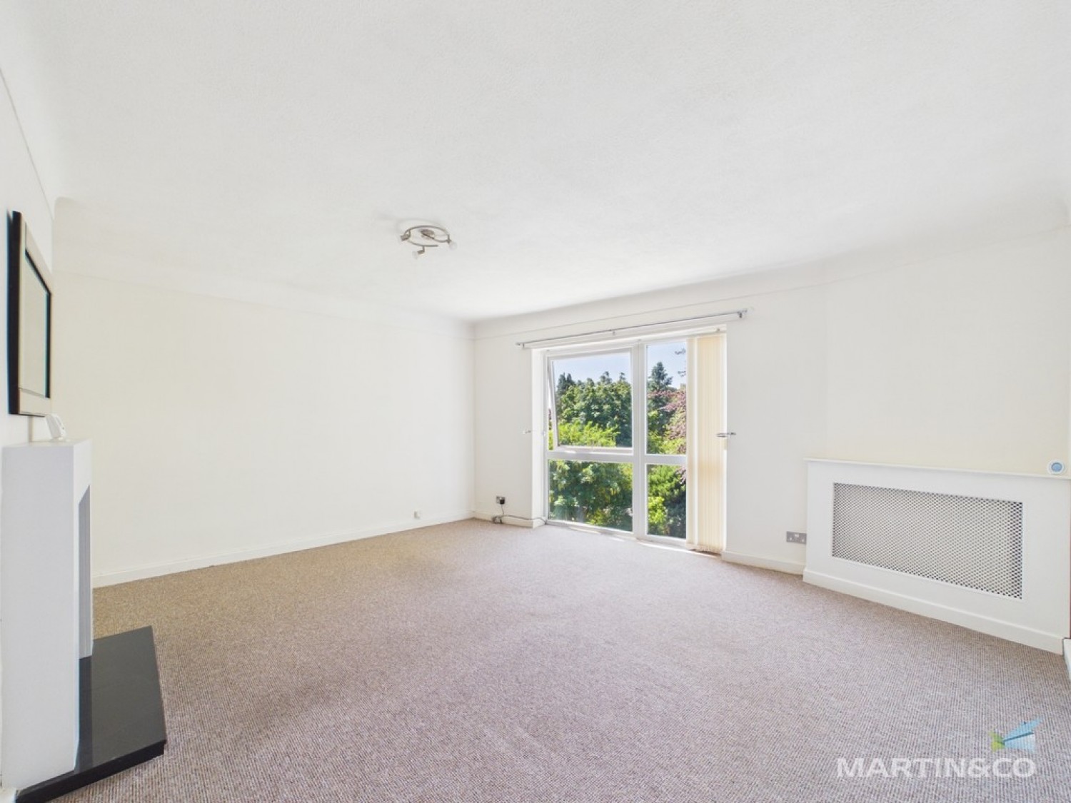 2 bedroom Flat for Letting Bidston Court , Prenton