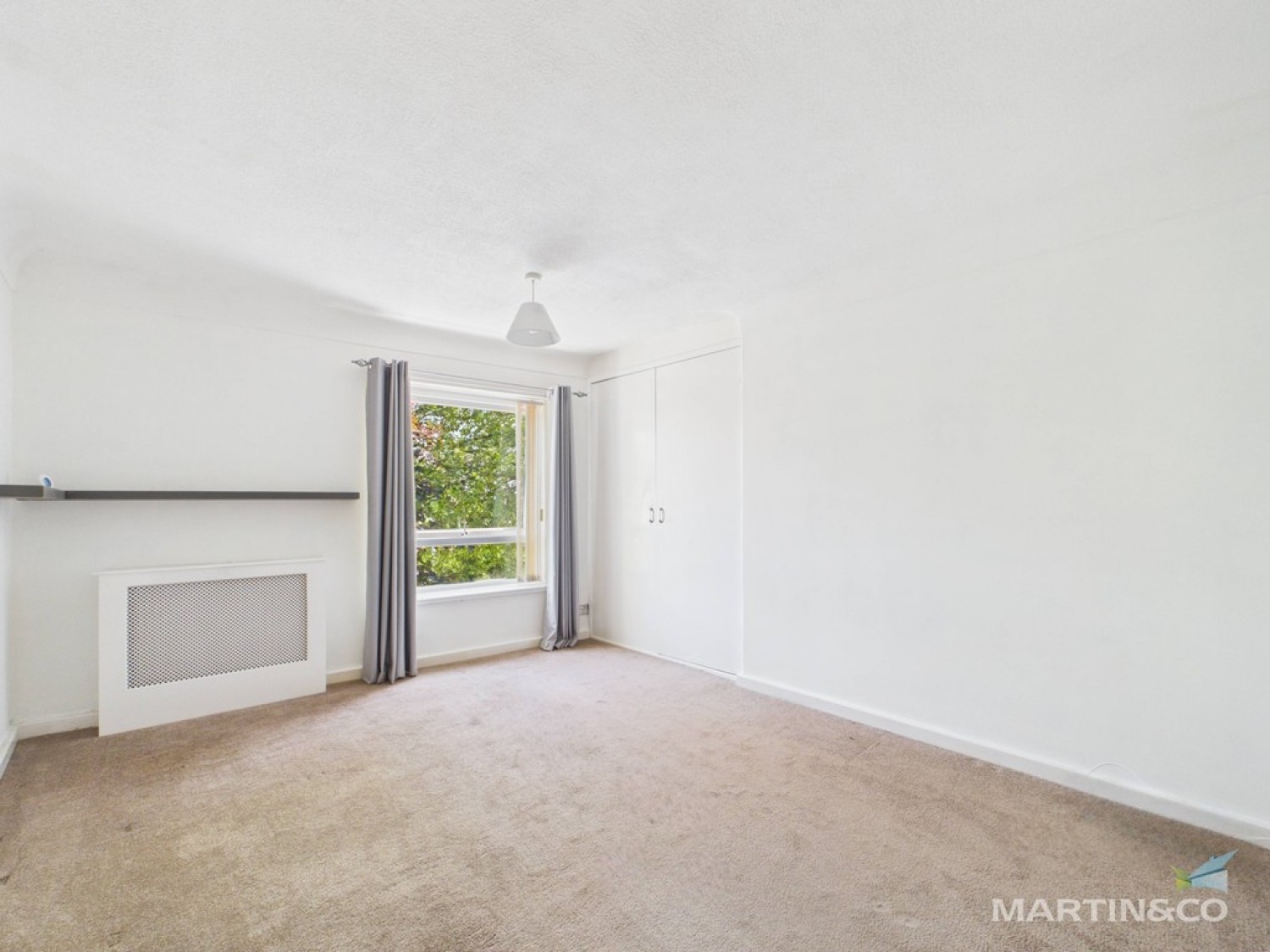 2 bedroom Flat for Letting Bidston Court , Prenton