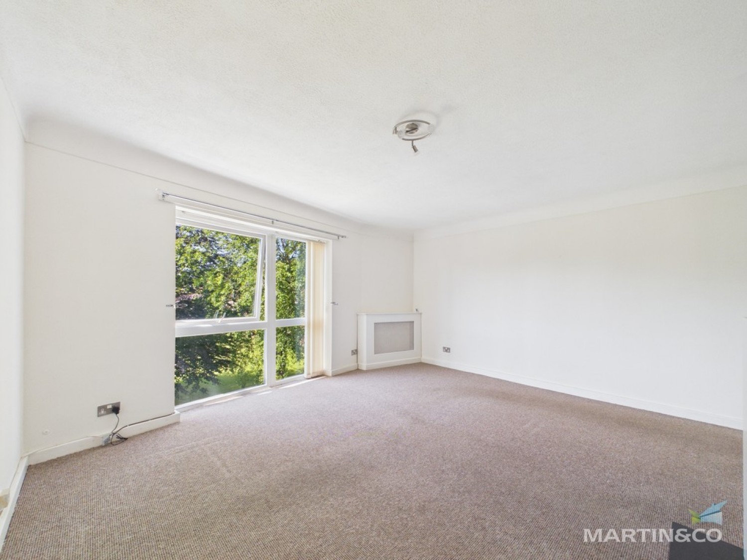 2 bedroom Flat for Letting Bidston Court , Prenton
