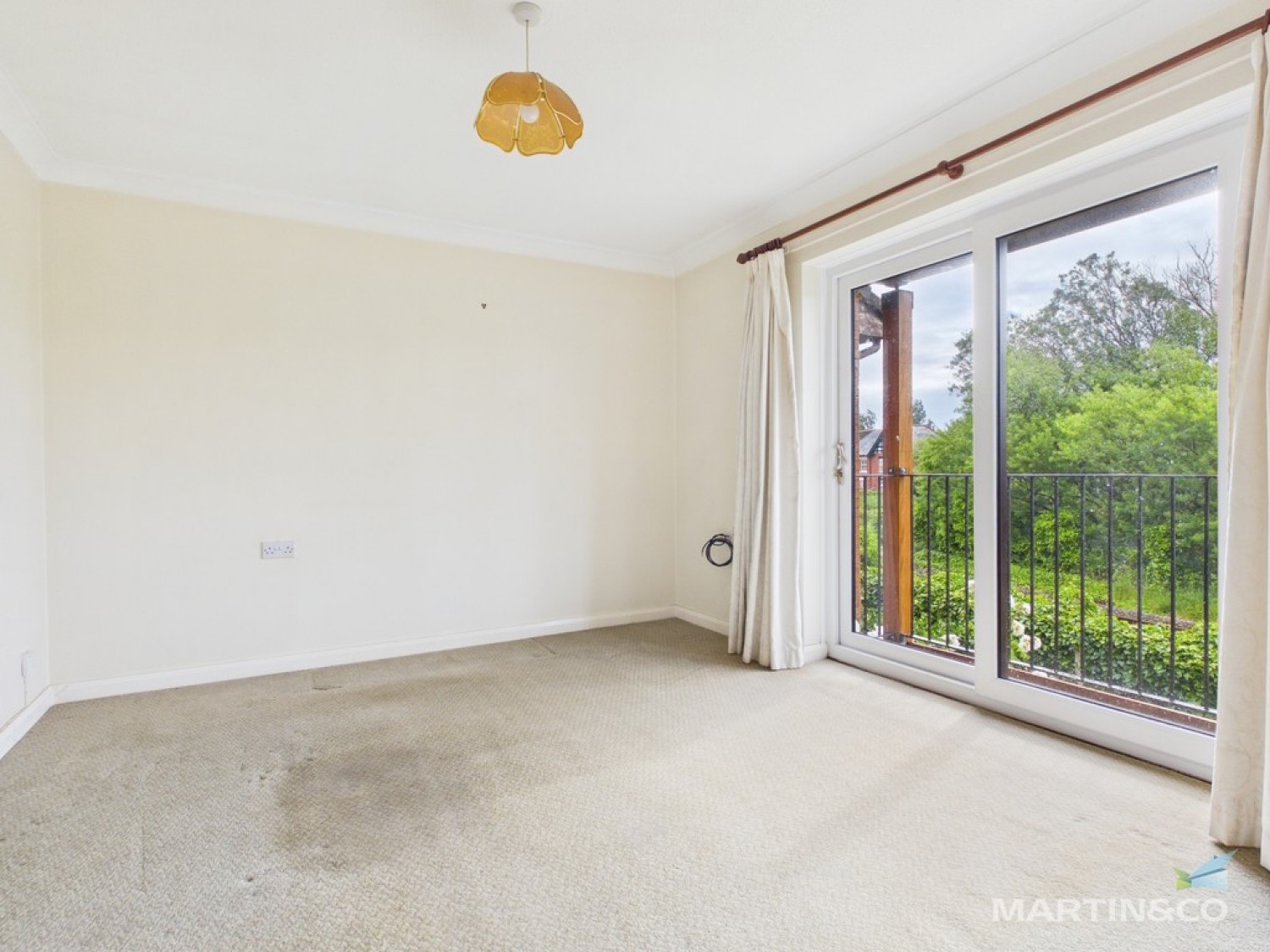 2 bedroom Flat for Sale Elm Grove, Hoylake