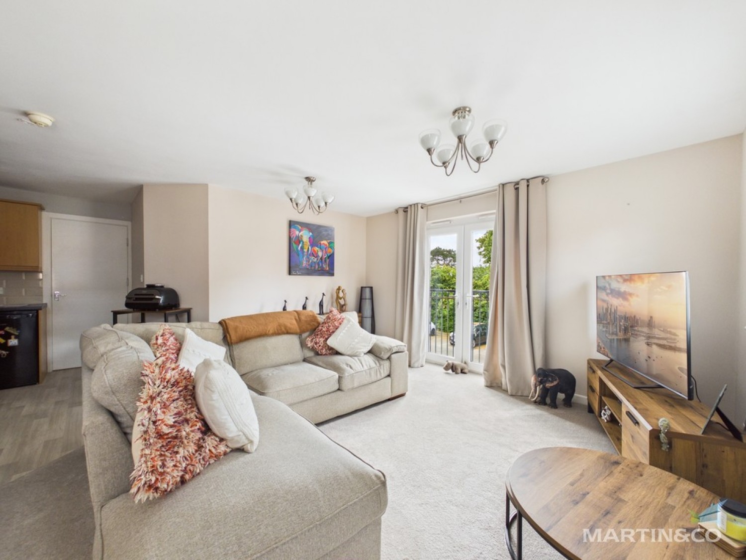 2 bedroom Flat for Sale Eastham, Wirral, Merseyside
