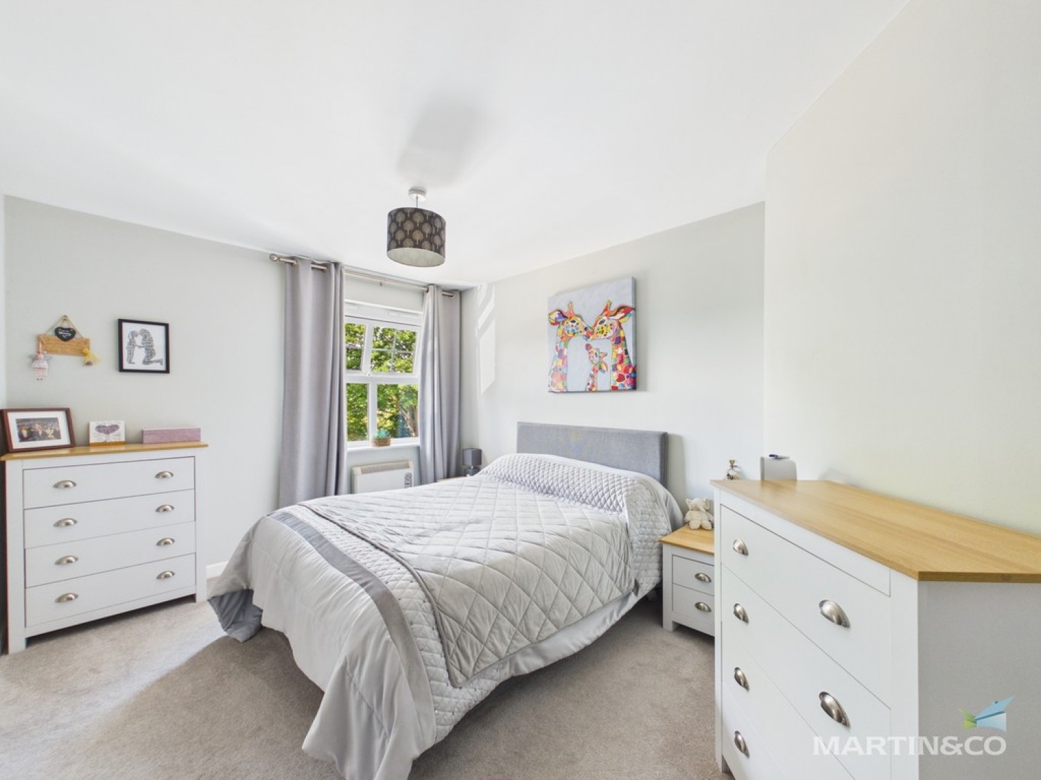 2 bedroom Flat for Sale Eastham, Wirral, Merseyside