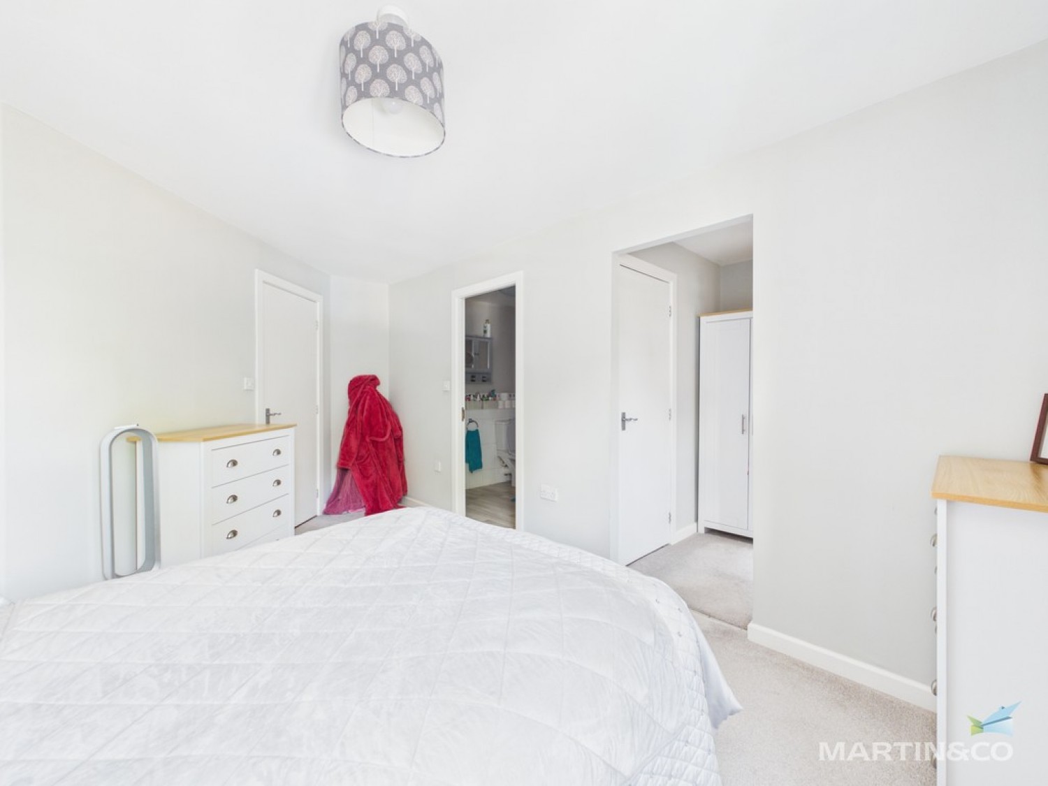 2 bedroom Flat for Sale Eastham, Wirral, Merseyside