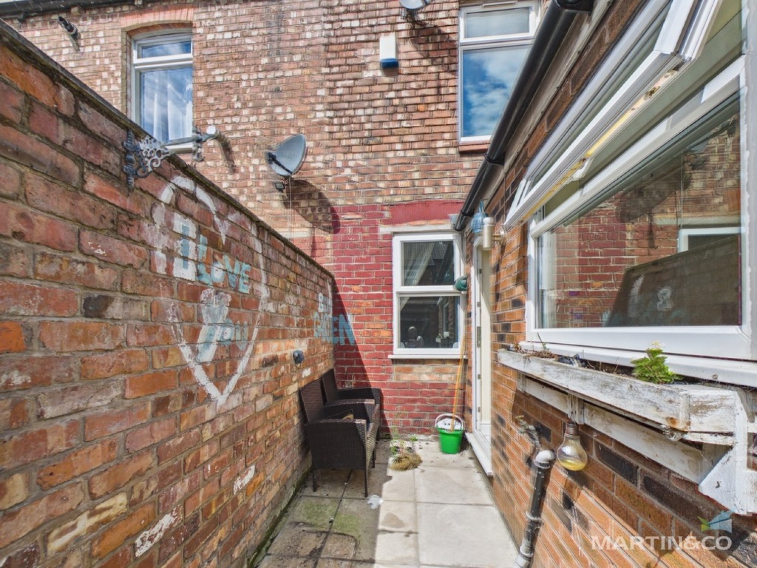 2 bedroom House for Sale Birkenhead, Wirral, Merseyside