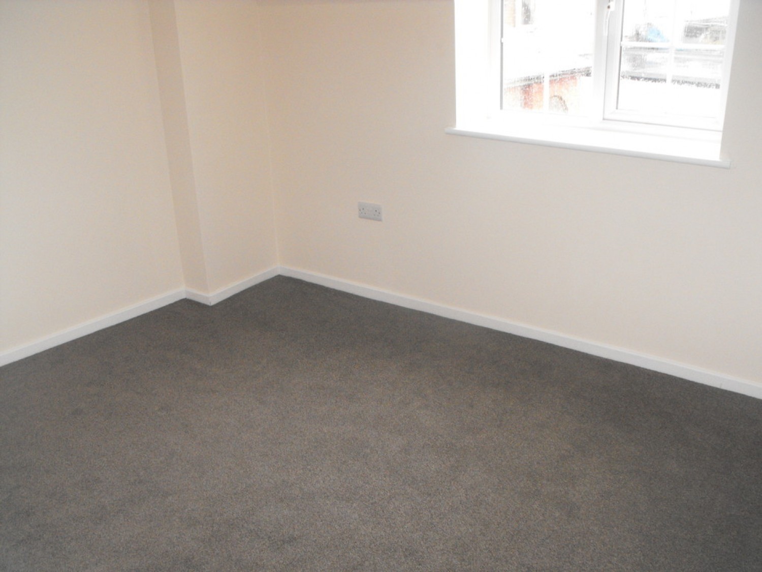 1 bedroom Flat for Letting Queen Street, Newport