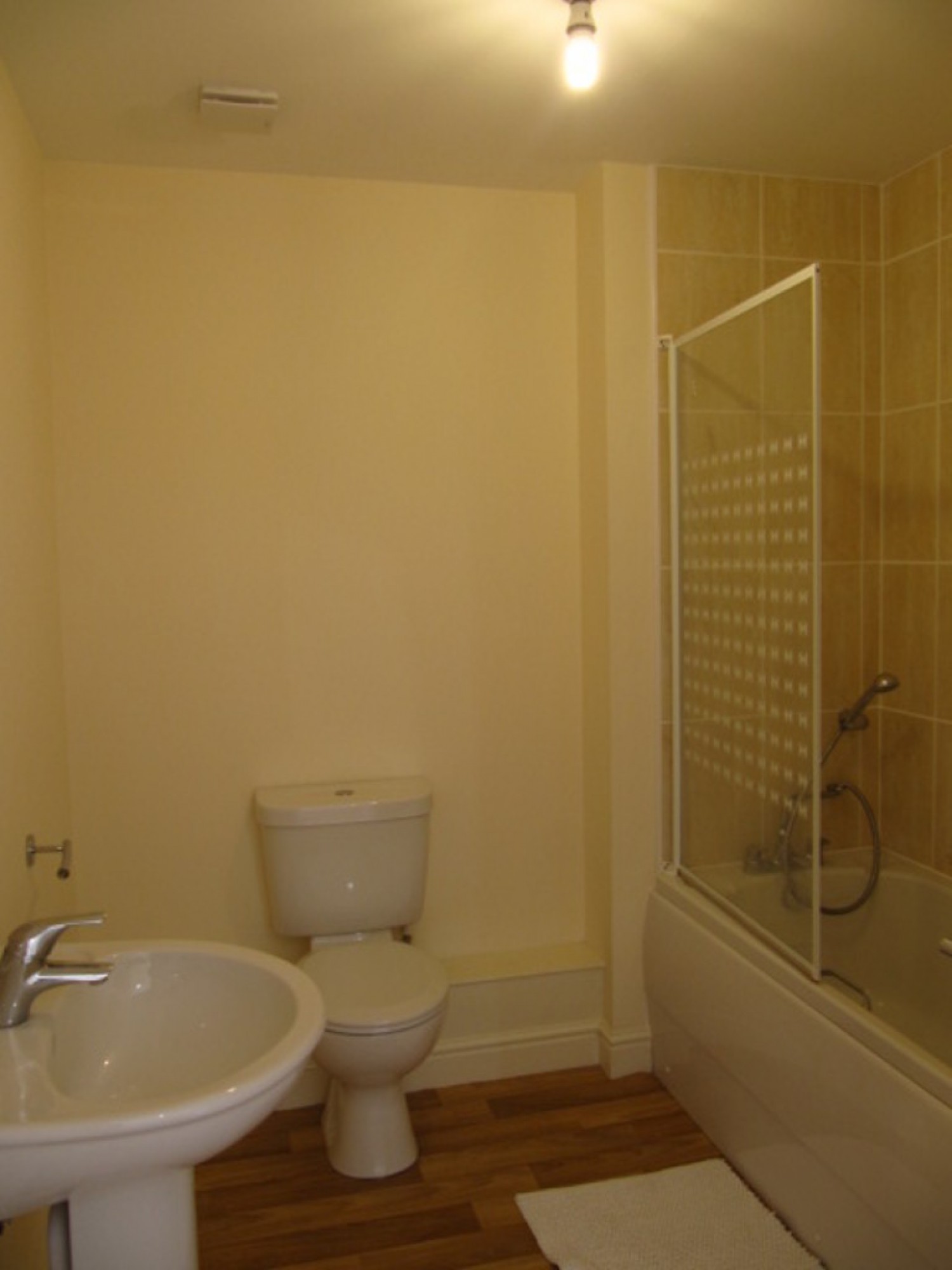 3 bedroom Flat for Letting Alicia Close , Alexandra Gate, Newport