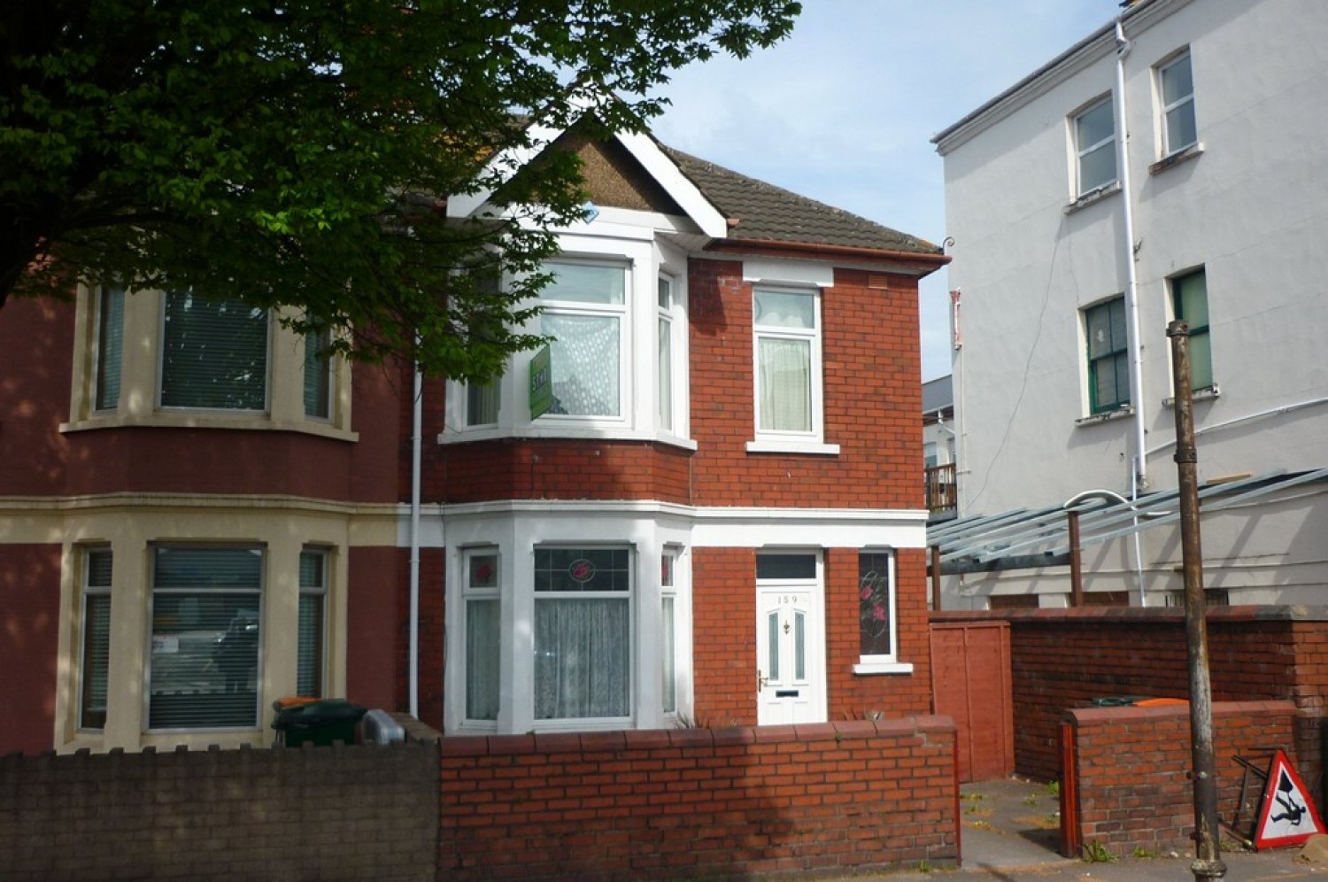 3 bedroom House for Letting Corporation Road, Newport
