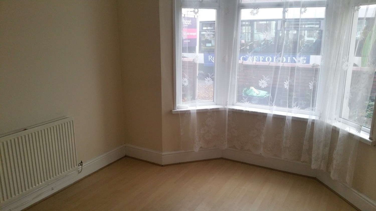 3 bedroom House for Letting Corporation Road, Newport