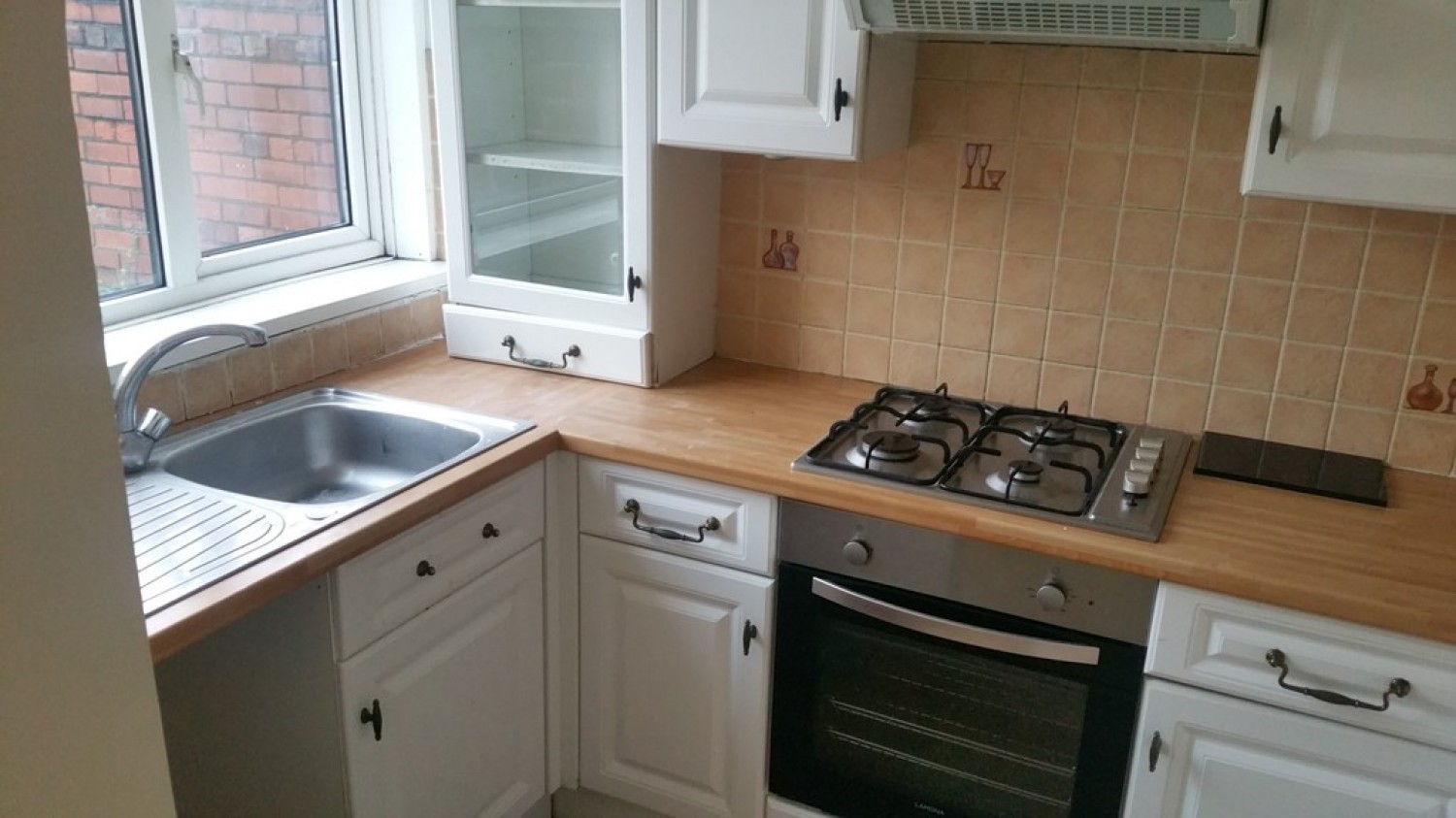 3 bedroom House for Letting Corporation Road, Newport