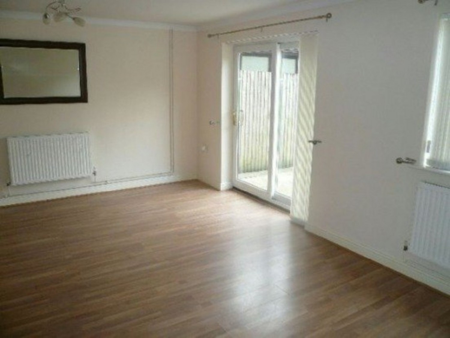 3 bedroom House for Sale Cwrt Y Babell, Cwmfellinfach