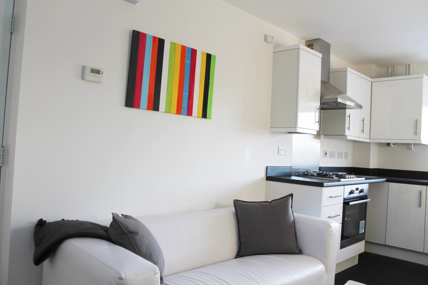 1 bedroom Flat for Letting Lysaght Village, Newport