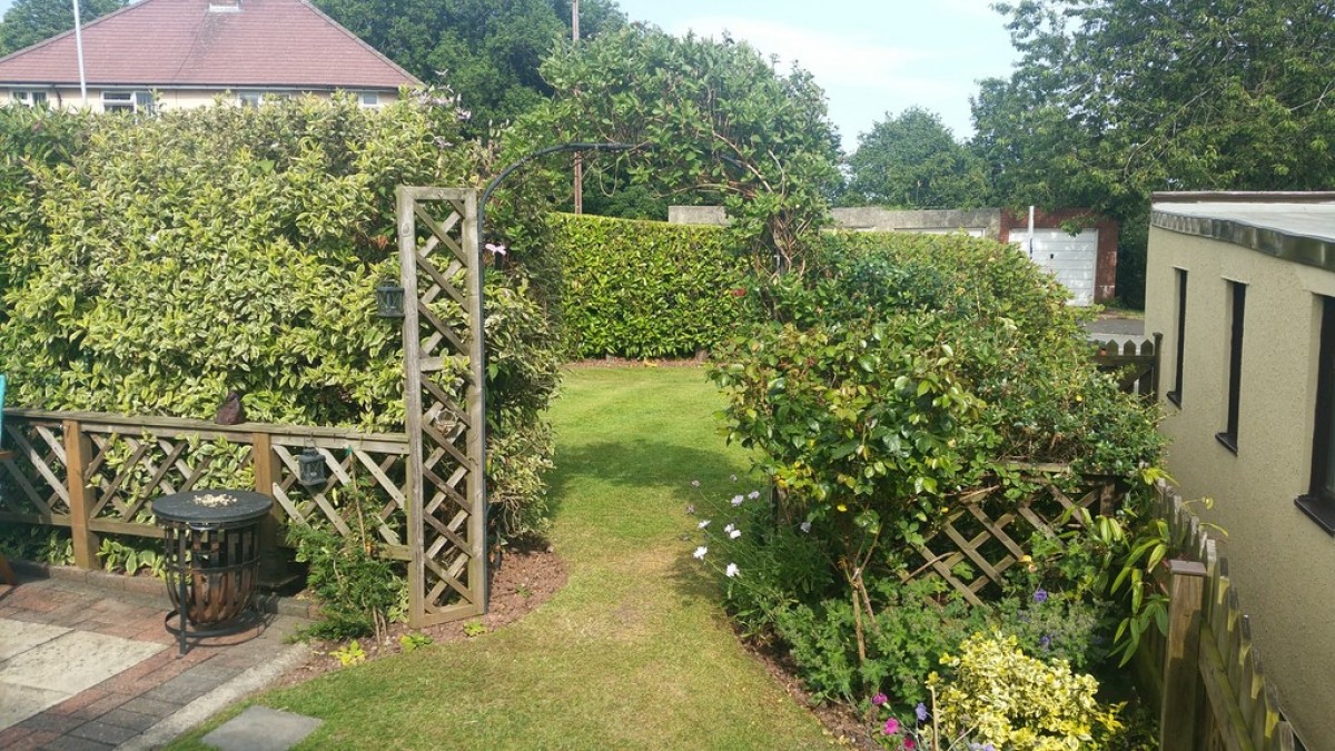 Brynglas Avenue, Newport
