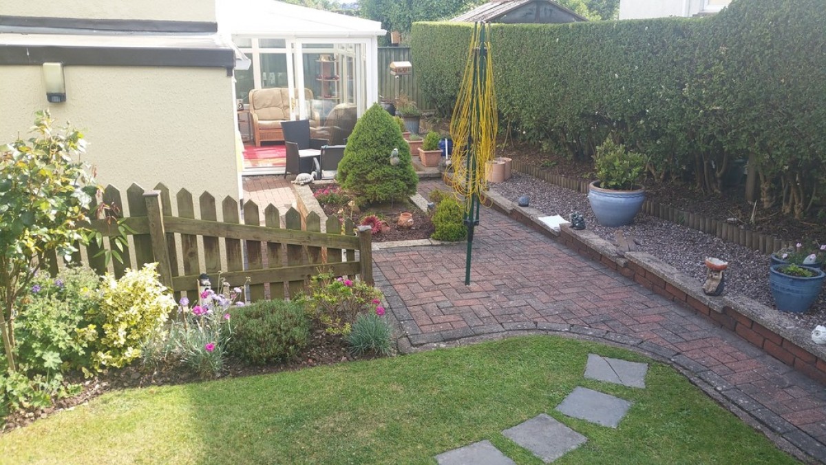 Brynglas Avenue, Newport
