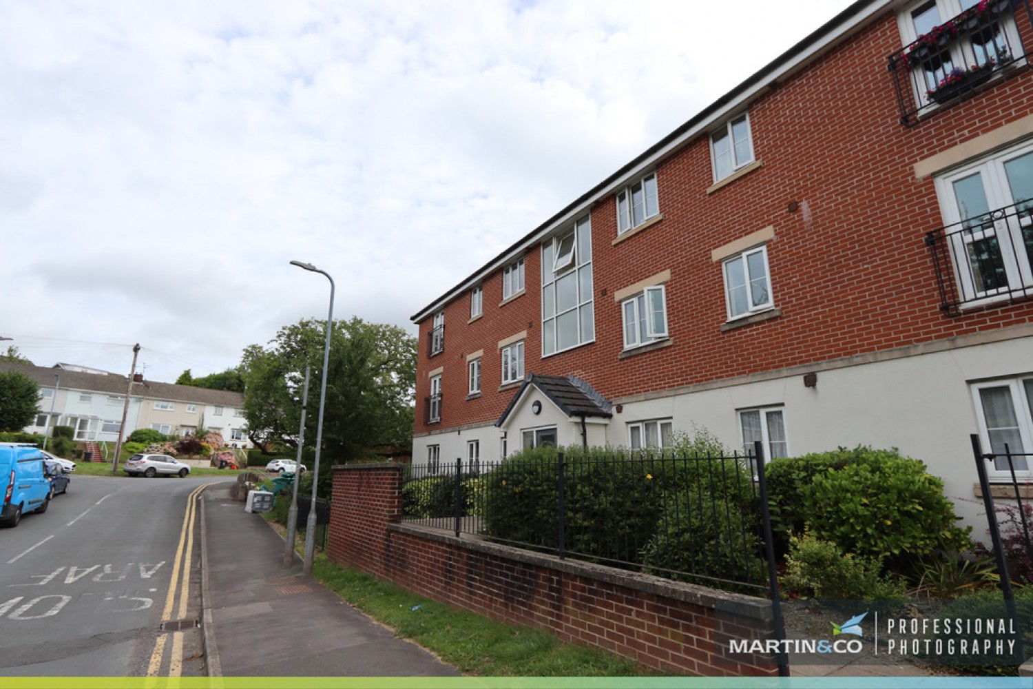 2 bedroom Flat for Letting Jovian Villas, Caerleon