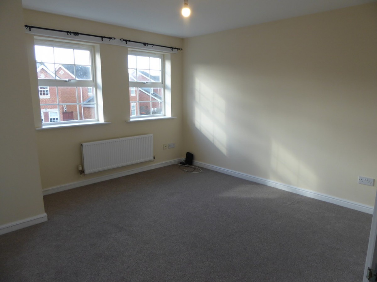 Clipper Close, The Moorings