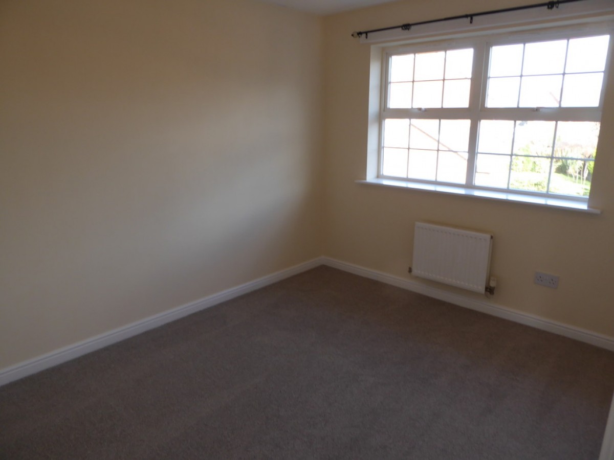 Clipper Close, The Moorings