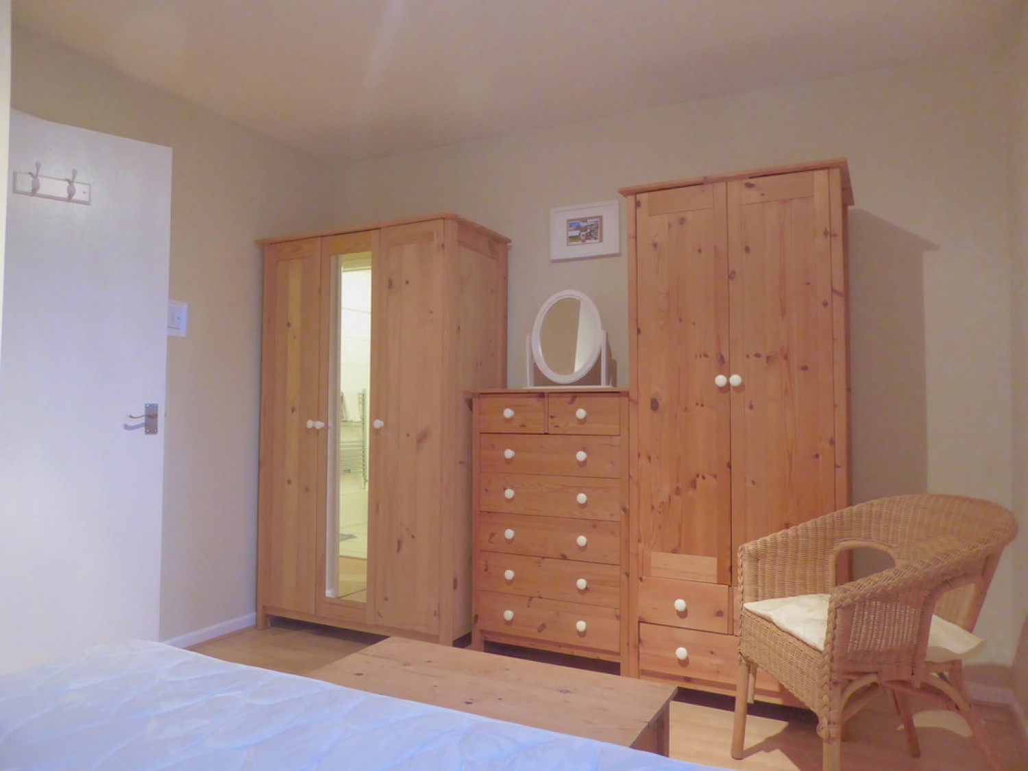 Cambria Close, Caerleon