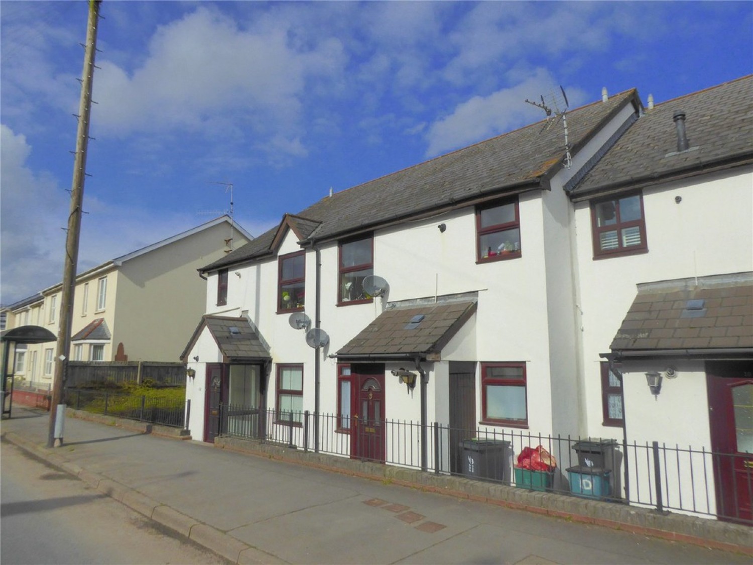 Cambria Close, Caerleon