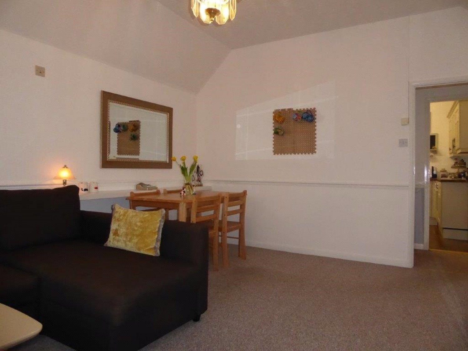 Glanmor Crescent, Beechwood