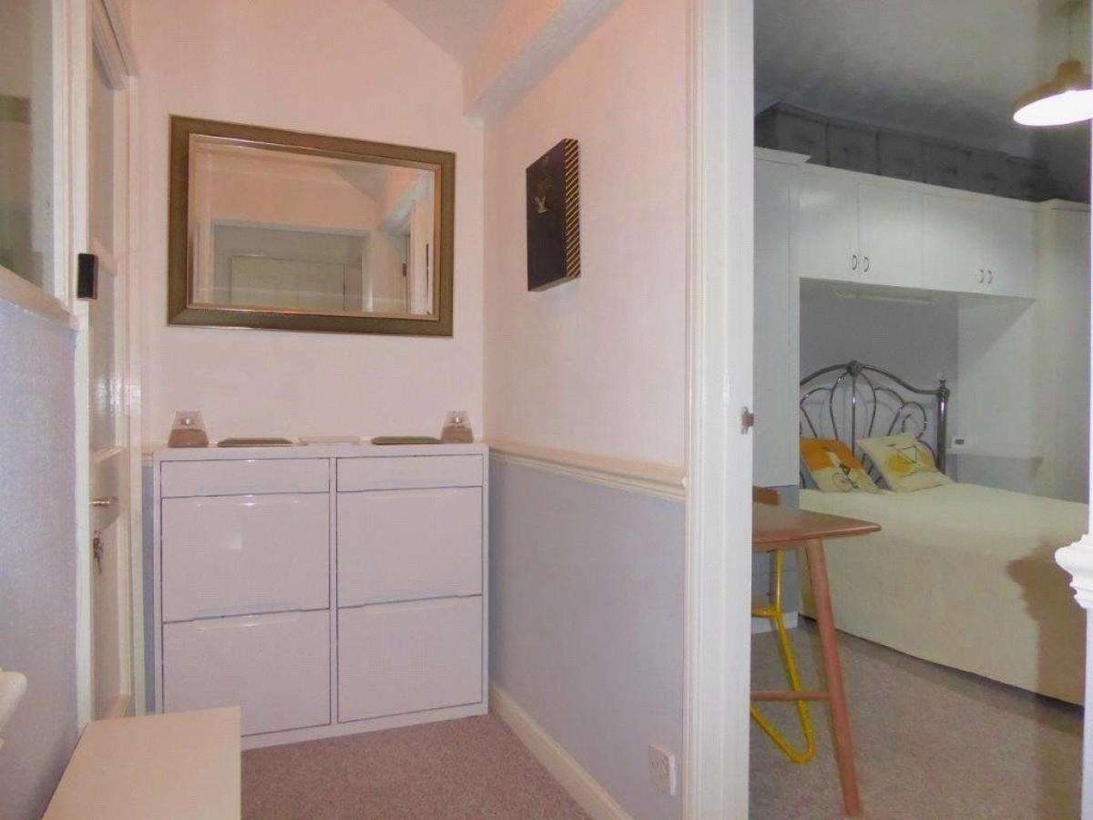 Glanmor Crescent, Beechwood