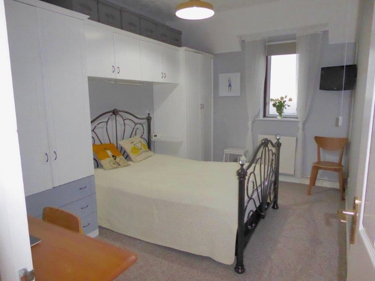 Glanmor Crescent, Beechwood