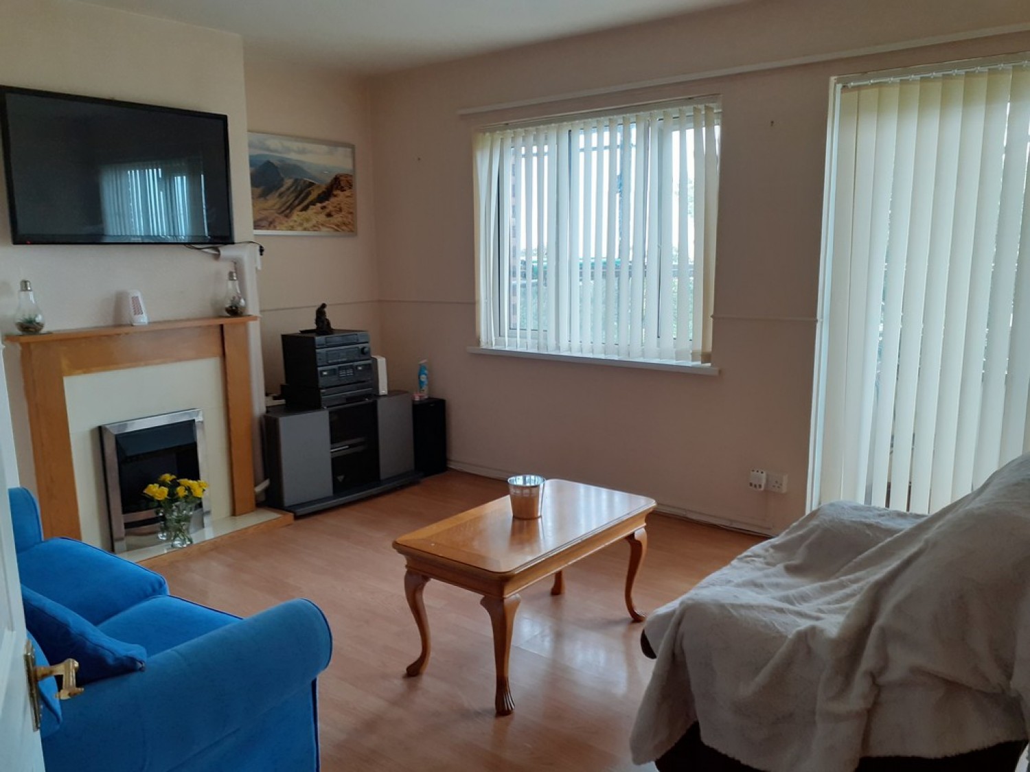 2 bedroom Flat for Sale Joyce Close, Gaer