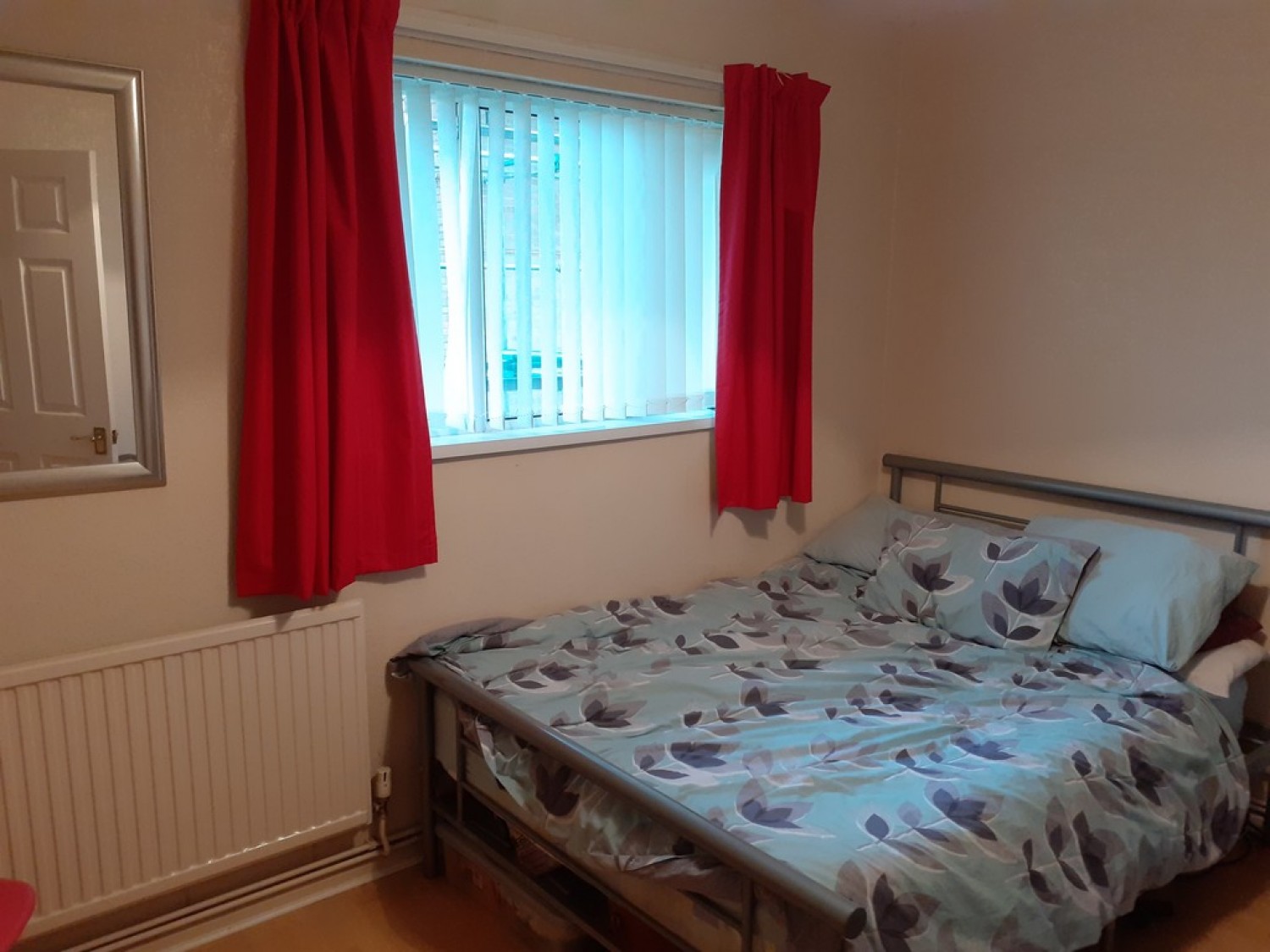 2 bedroom Flat for Sale Joyce Close, Gaer