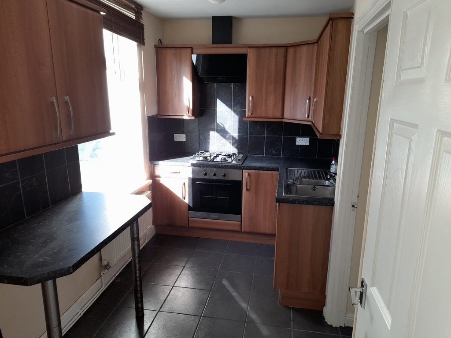1 bedroom Flat for Letting Newport